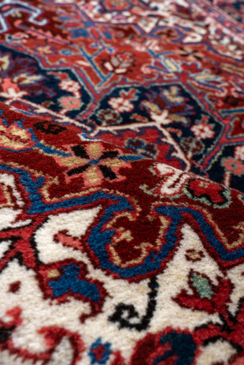 Vintage Heriz Area Rug (5' x 6')